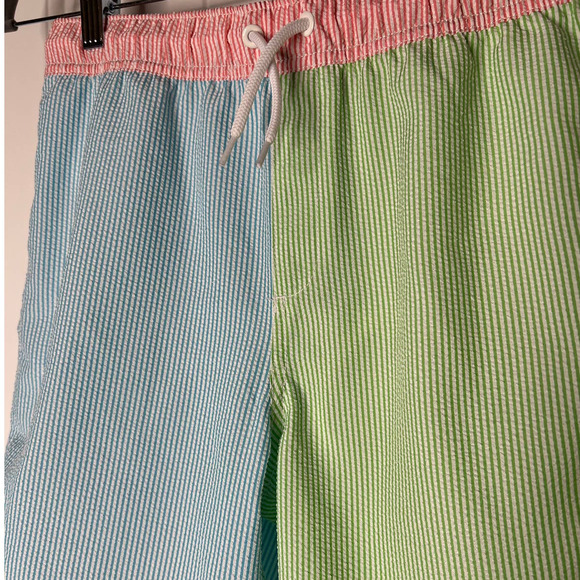 Lands' End Boys Swim Trunks in Green Blue Red Seersucker Size XL 14-16 - Picture 2 of 6